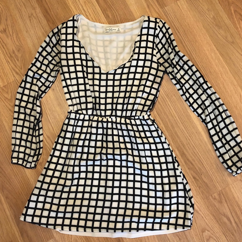 Long sleeve A&F dress